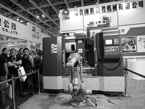煙臺(tái)與山東高校產(chǎn)學(xué)研合作 將建智能機(jī)器人工廠