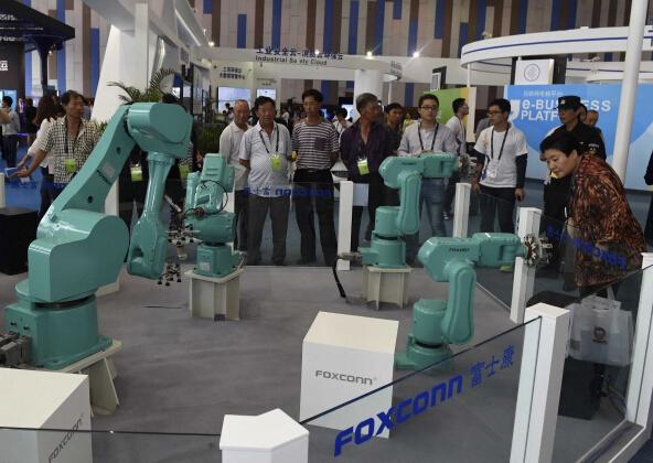 富士康的Foxbot將很快投入市場
