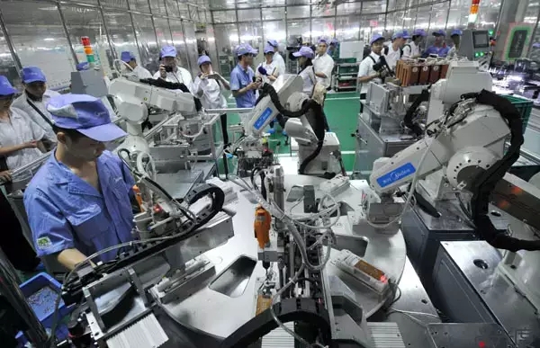 工業(yè)機(jī)器人未來發(fā)展需要注意些什么？