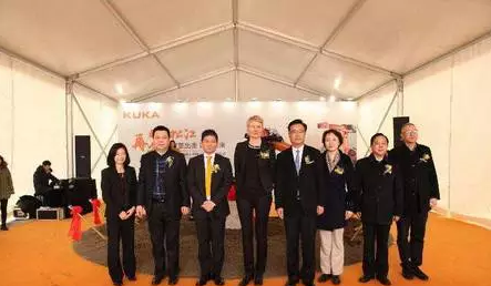 KUKA機(jī)器人欲擴(kuò)大在華產(chǎn)能 中國(guó)二期廠房開建！