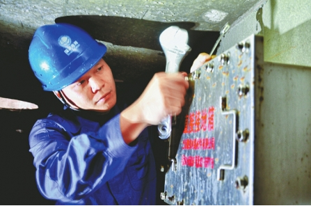 應對勞動力成本上升挑戰 機器人成企業投資“新寵”