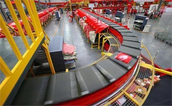 無人車、無人機(jī)、倉儲機(jī)器人…5G助推物流智能化時代加速到來