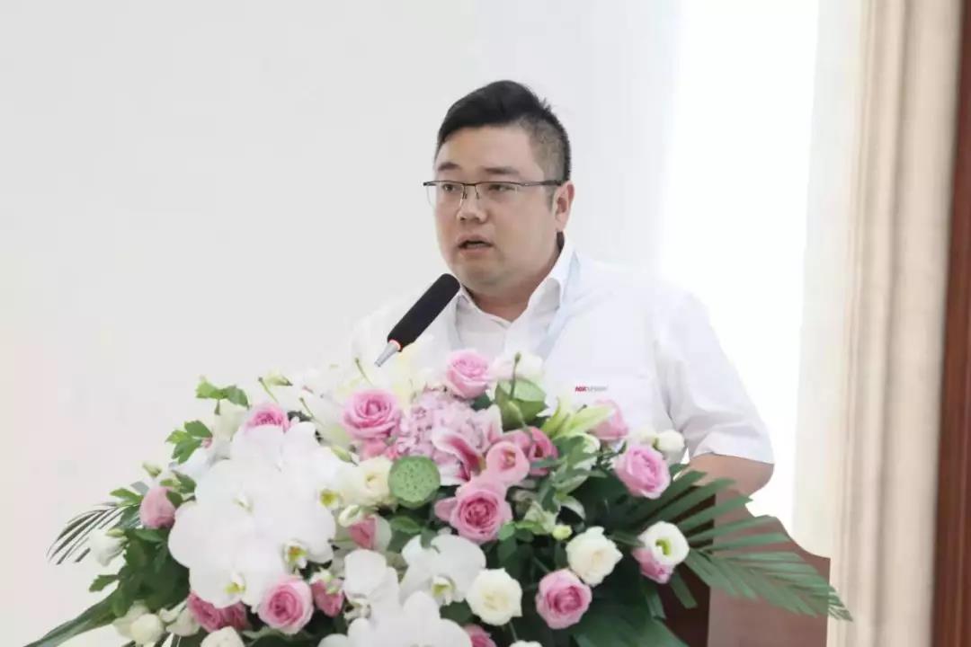 海康機(jī)器人楊卓：移動(dòng)機(jī)器人跑道是耐力賽