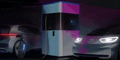 ?AGV+機(jī)械手 汽車自動(dòng)充電移動(dòng)機(jī)器人新應(yīng)用