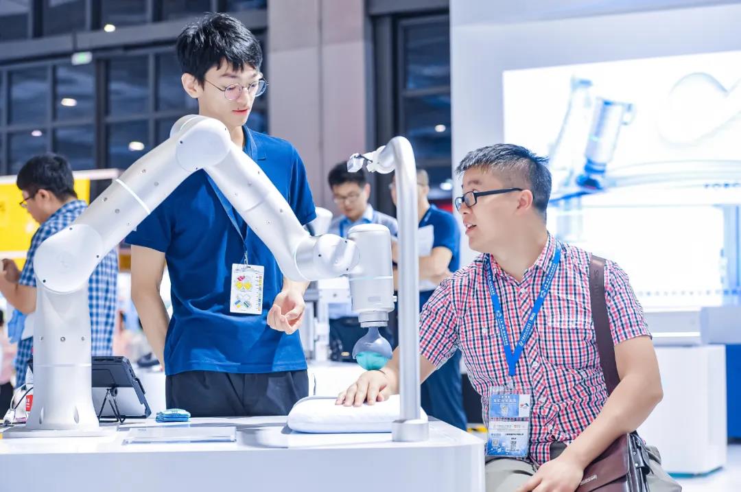 為什么要堅持AGV創新？