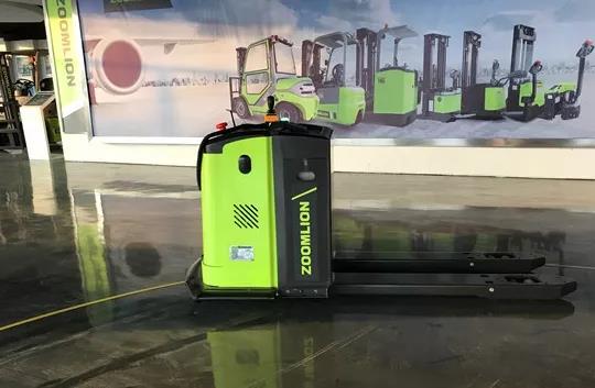 夏普公司發(fā)布一款新型AGV
