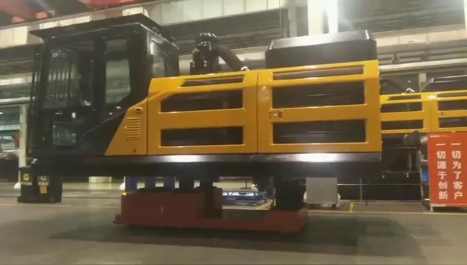 25臺重載AGV——國自助力某大型挖掘機(jī)工廠打造柔性產(chǎn)線！